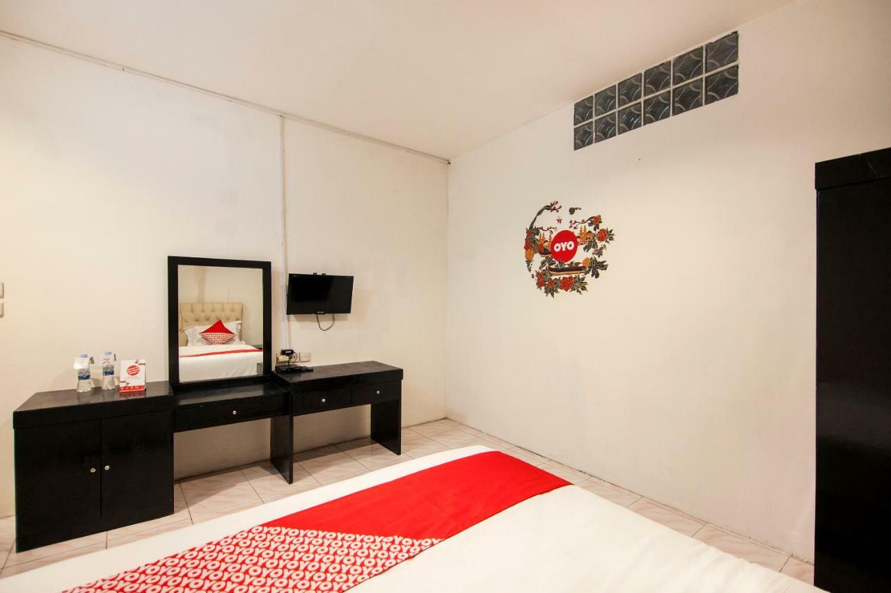 Oyo 529 Hotel Paninda Μεντάν Εξωτερικό φωτογραφία