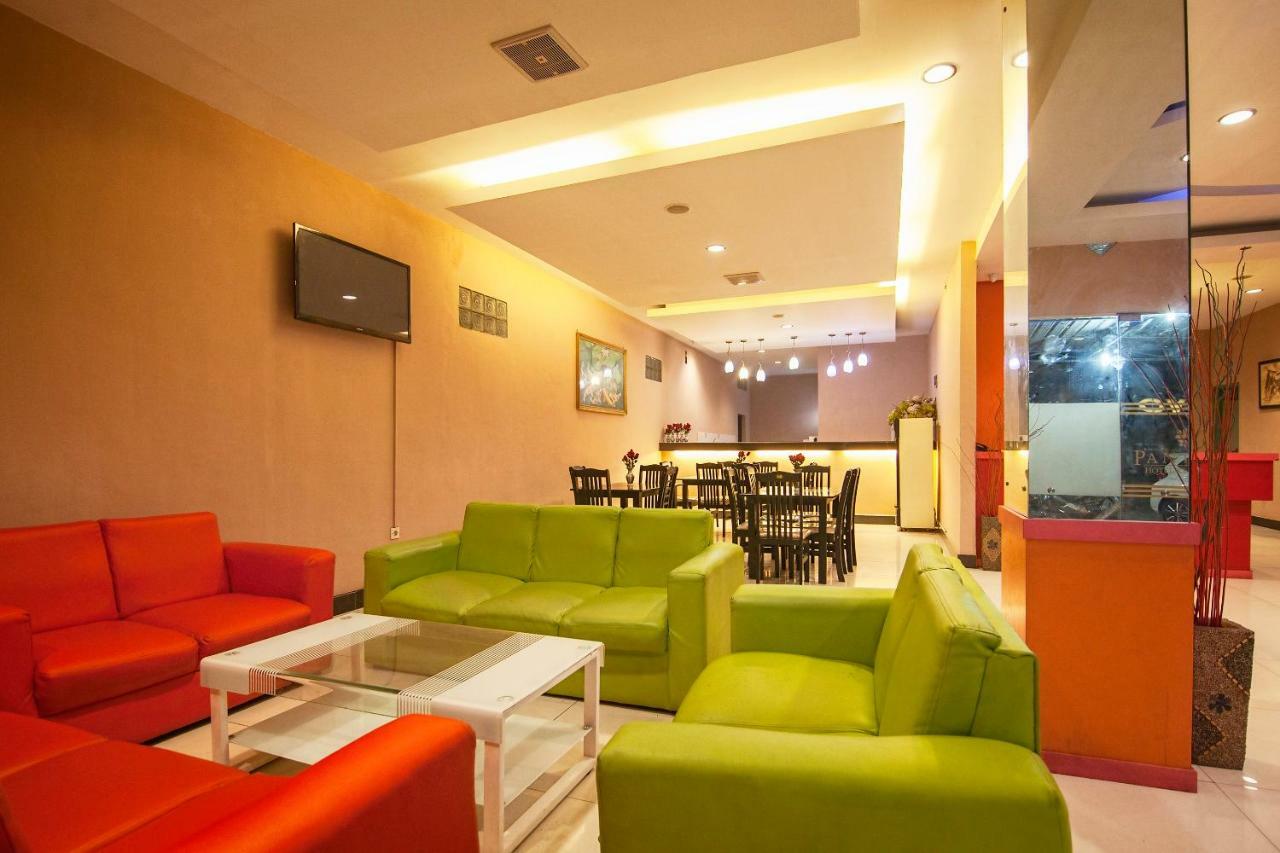 Oyo 529 Hotel Paninda Μεντάν Εξωτερικό φωτογραφία