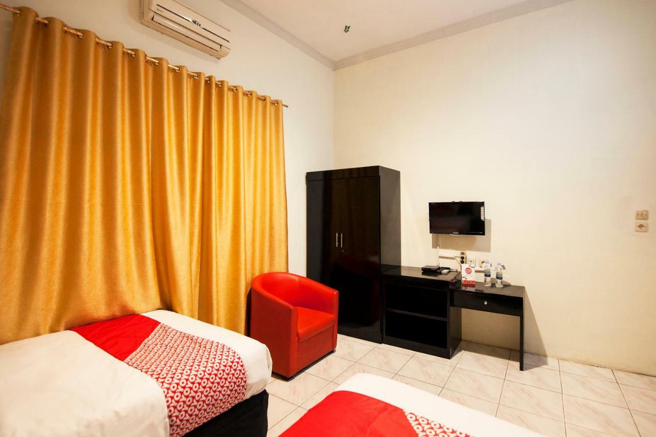 Oyo 529 Hotel Paninda Μεντάν Εξωτερικό φωτογραφία